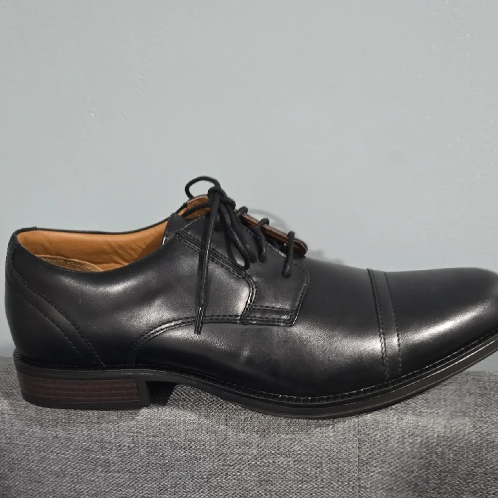 Dockers Black Oxford Cap-Toe Dress Shoes